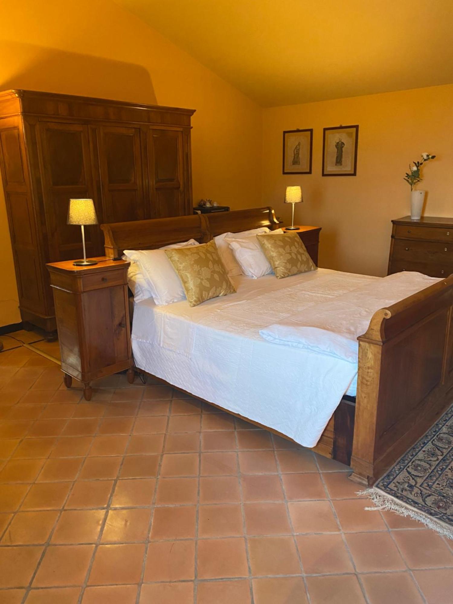 B&B Le Ginestre Sala Baganza Bagian luar foto