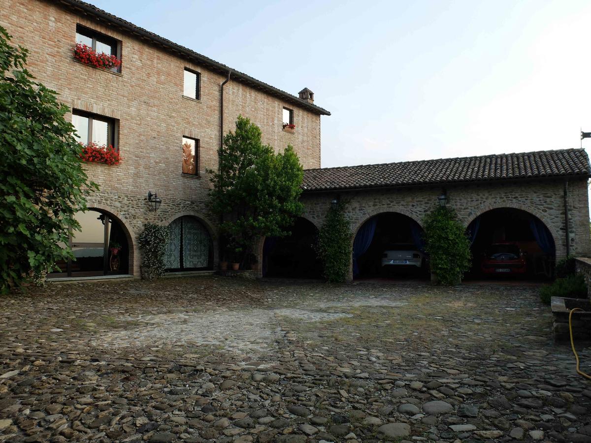 B&B Le Ginestre Sala Baganza Bagian luar foto