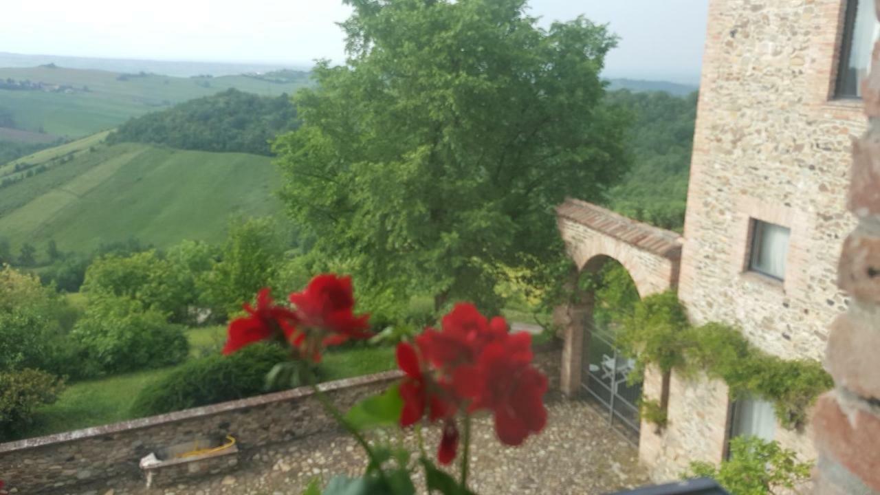 B&B Le Ginestre Sala Baganza Bagian luar foto