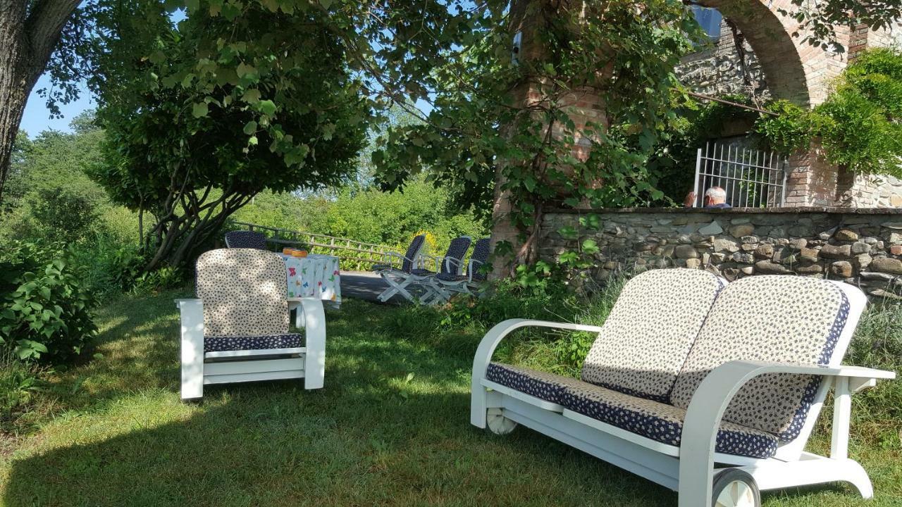 B&B Le Ginestre Sala Baganza Bagian luar foto